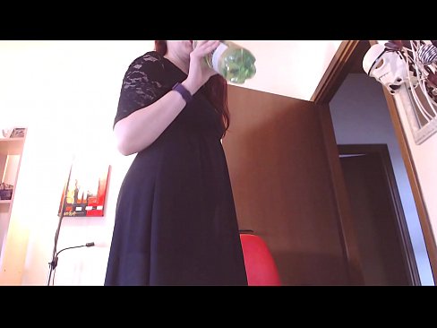 ❤️ Submisívna otrokyňa, ktorá miluje špinavé a šťavnaté nohavičky, je po zhliadnutí tohto videa nútená masturbovať! ❤❌ Porno video na sk.wassell.ru ❌️