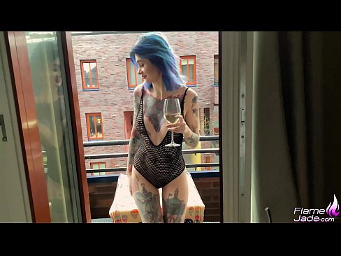 ❤️ Obrovské dievča fajčí s hltom a vášnivo šuká pod holým nebom ❤❌ Porno video na sk.wassell.ru ❌️